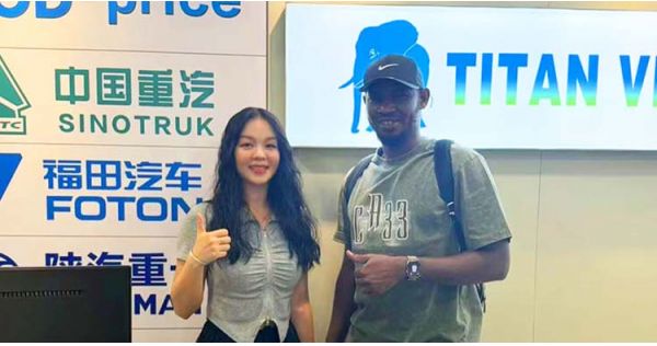 Namibia Customer Visited Tongya Vehicle to Buy Low Bed Trailers