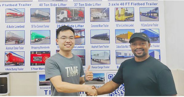 Senegalese Customers Come to Tongya VEHICLE to Buy Fuel Tanker Trailer