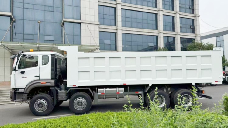 Sinotruk Howo 8x4 Dump Truck Price in Sierra Leone