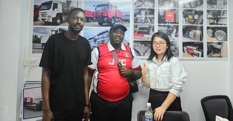 Zambia Customers Visited Tongya and Ordered a Howo Tipper Truck
