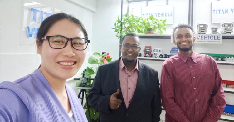 Zimbabwe Customers Visit Tongya for Triaxle with Boards