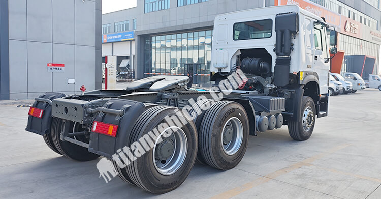 Howo Used Tractor Tractor Truck for Sale in Uganda