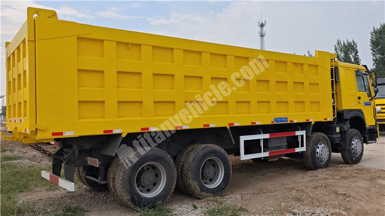 Second Hand Howo Dump Truck 8x4 for Sale In Ghana