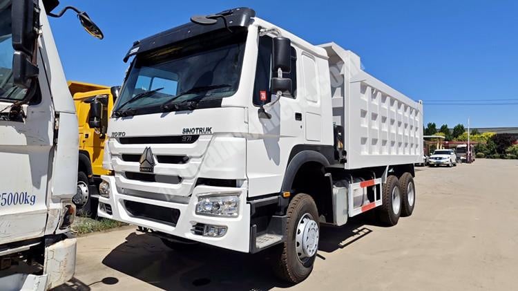 Second Hand Howo Dump Truck Price: 23500 USD
