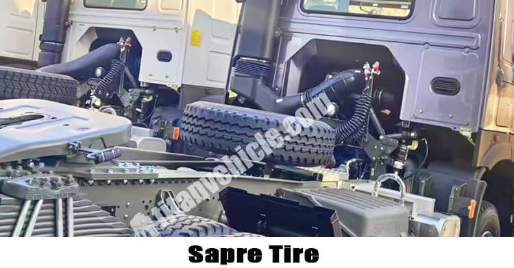 Sinotruk Howo 6x4 Tractor Truck for Sale in Jamaica