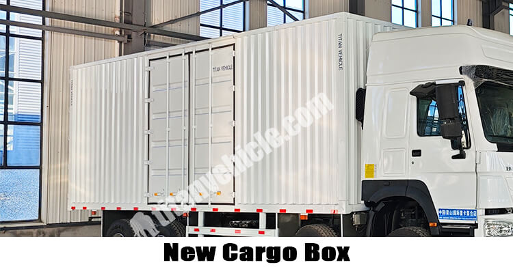 8x4 12 Tires Used Howo Cargo Box Truck for Sale in Nigeria