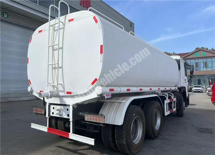 Used Howo Water Tanker Truck for Sale In Guam
