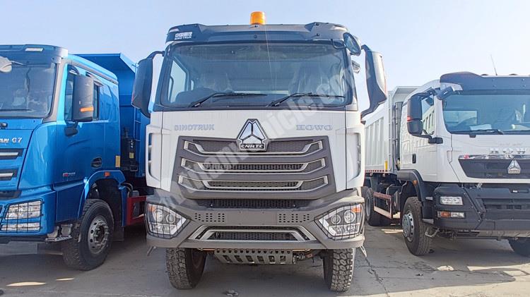 Sinotruk Hohan 8x4 Tipper Truck for Sale in Congo