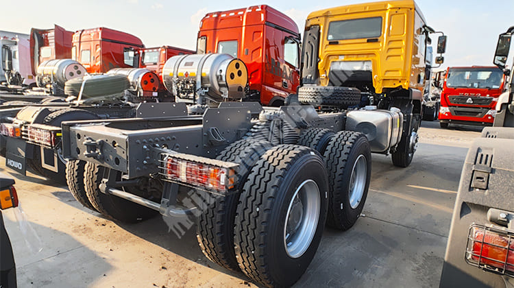 Howo TX 380 Tractor Head Price for Sale in Guam