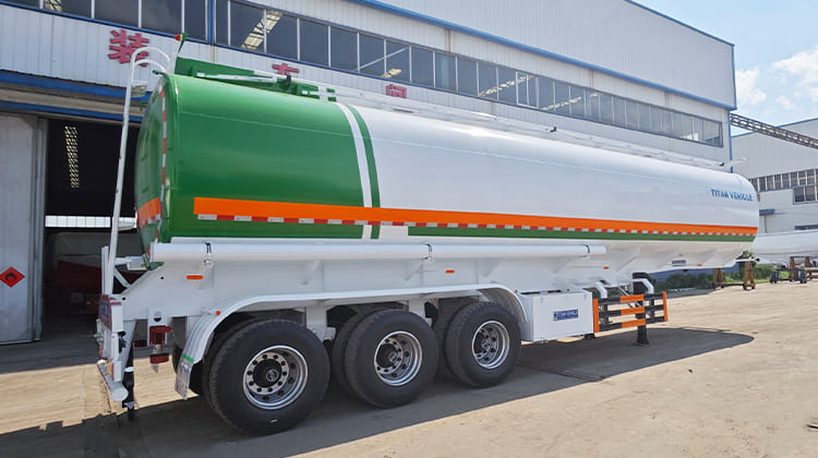 Tri Axle Petrol Semi Gasoline Tanker Trailer Price for Sale in Zimbabwe 