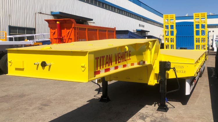 Tri Axle 50 Ton Semi Lowbed Trailer for Sale in Guyana