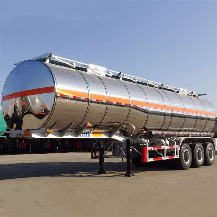 Stainless steel tanker trailer