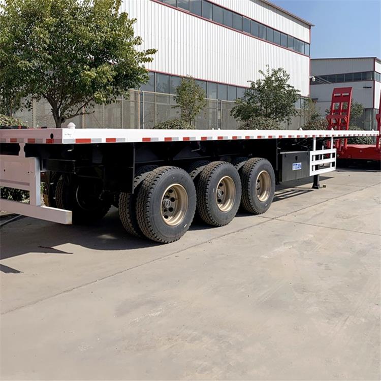 Flatbed Tri Axle Trailer